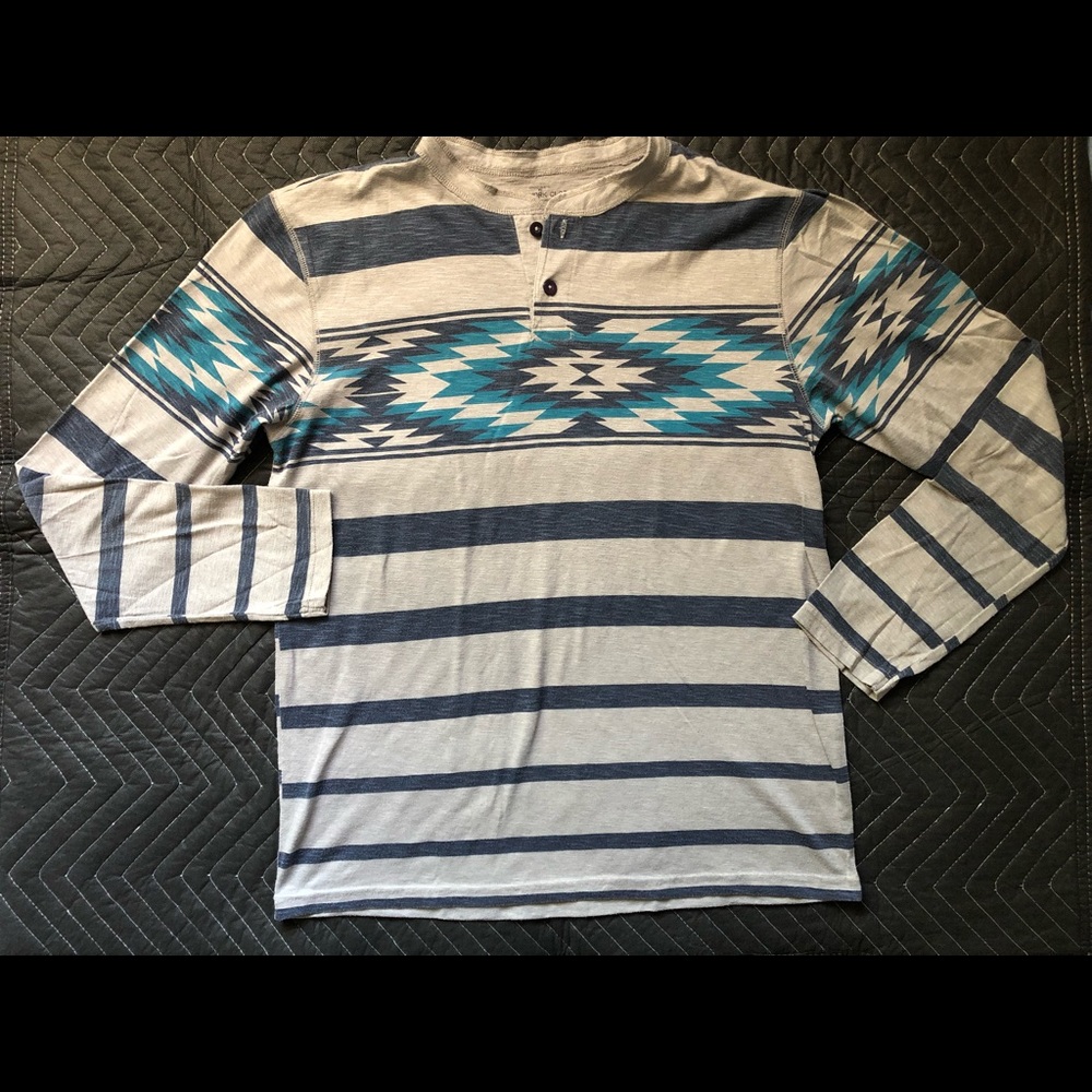 Pattern long sleeve shirt